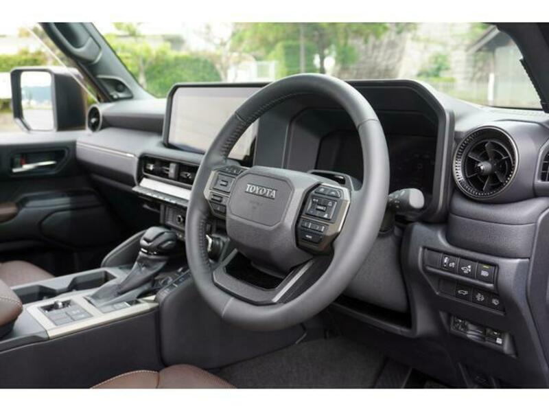 LAND CRUISER 250