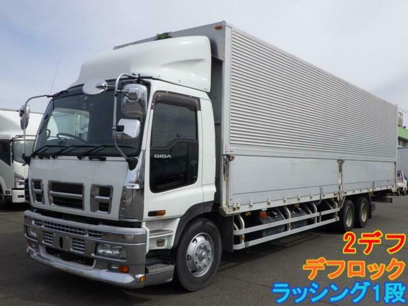 ISUZU GIGA