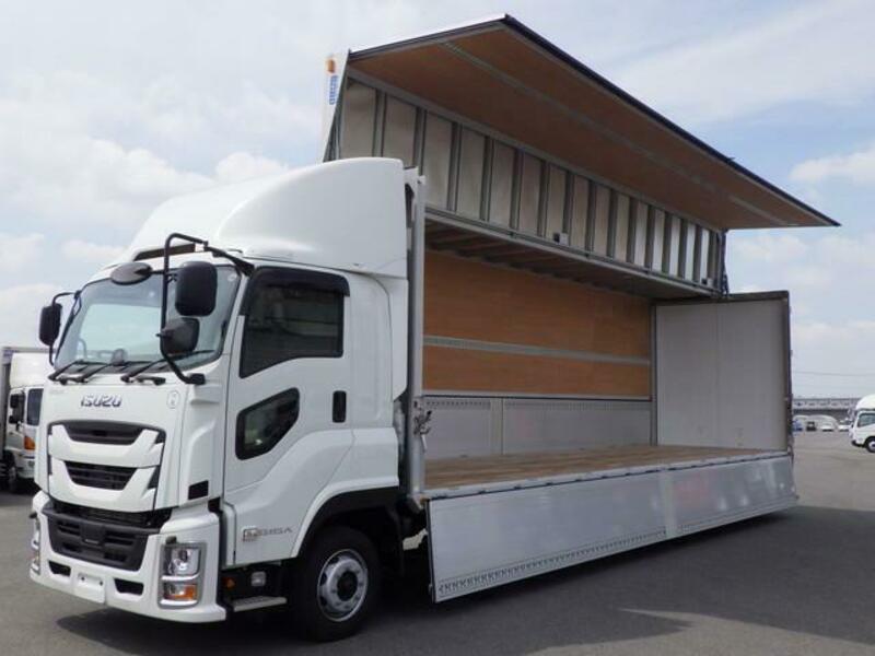 ISUZU GIGA