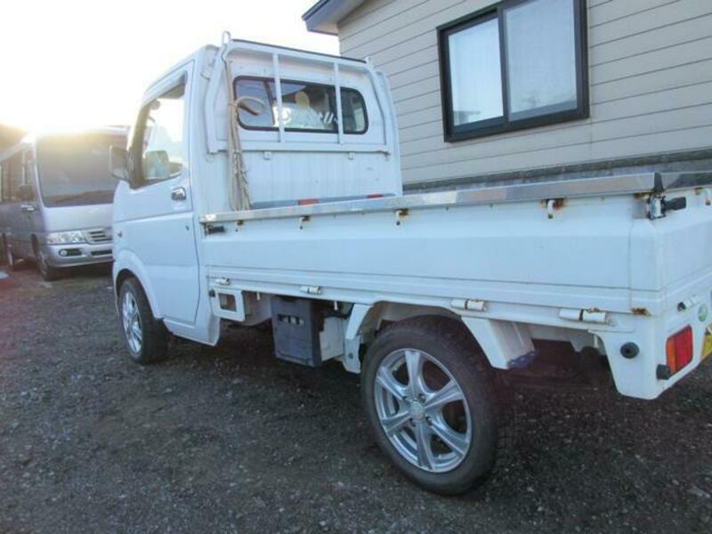 CARRY TRUCK