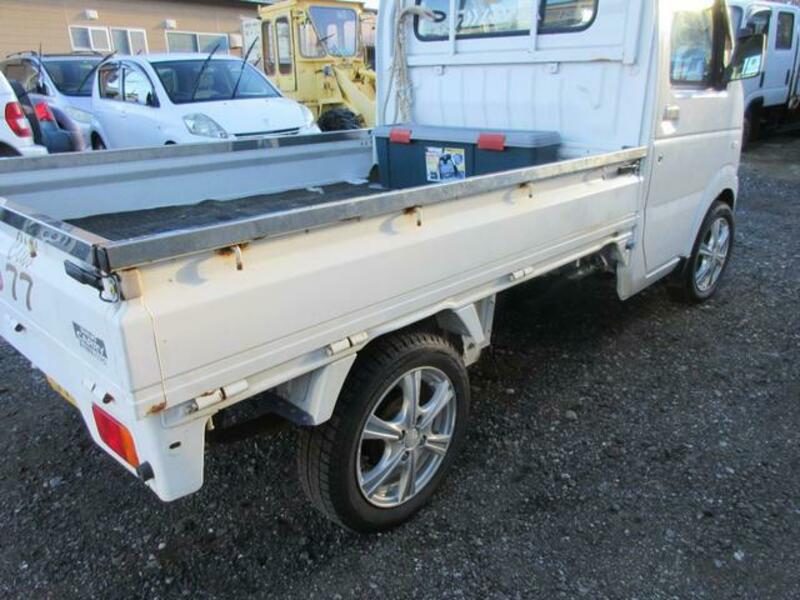 CARRY TRUCK