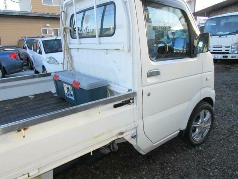 CARRY TRUCK