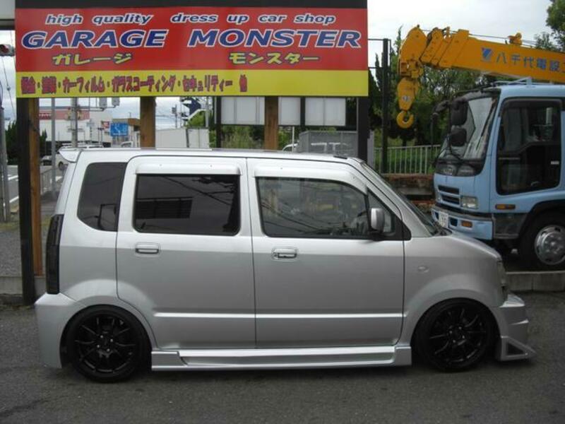 WAGON R