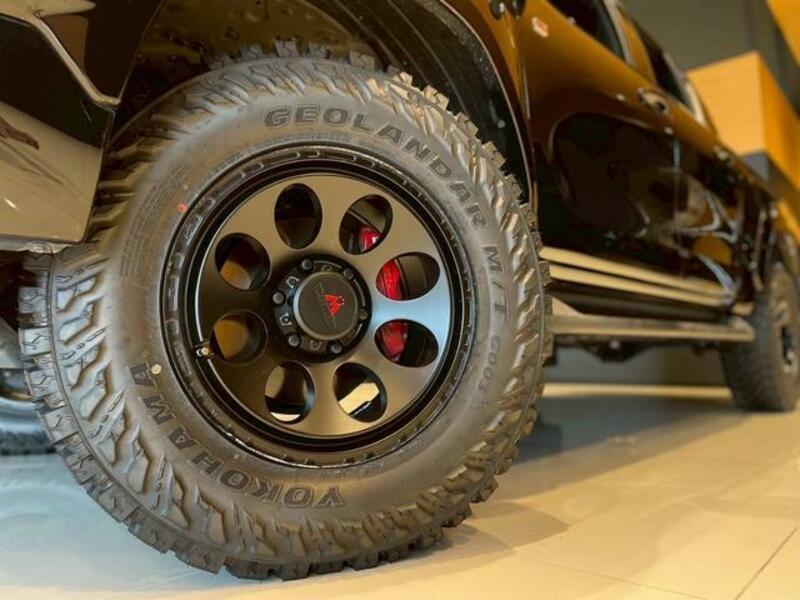 HILUX