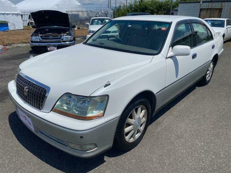 TOYOTA CROWN MAJESTA