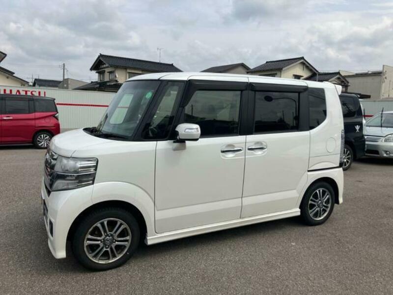 N BOX CUSTOM