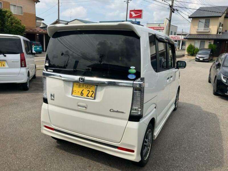 N BOX CUSTOM