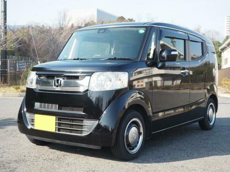 HONDA N BOX SLASH