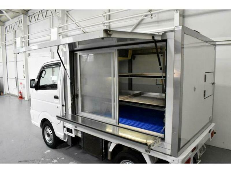 CARRY TRUCK