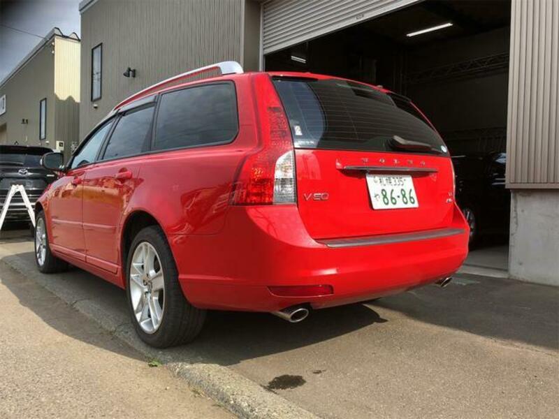 V50