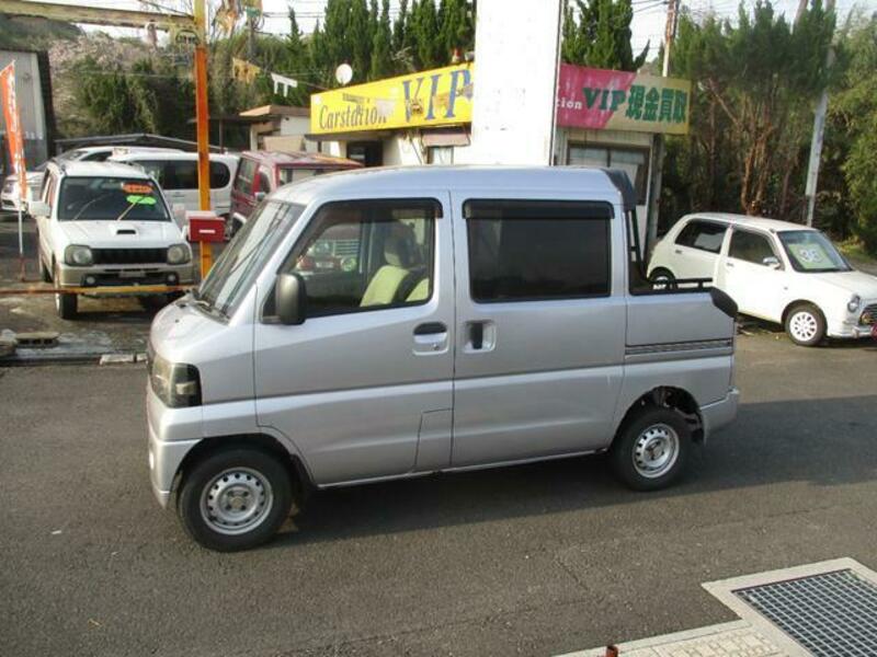 MINICAB VAN