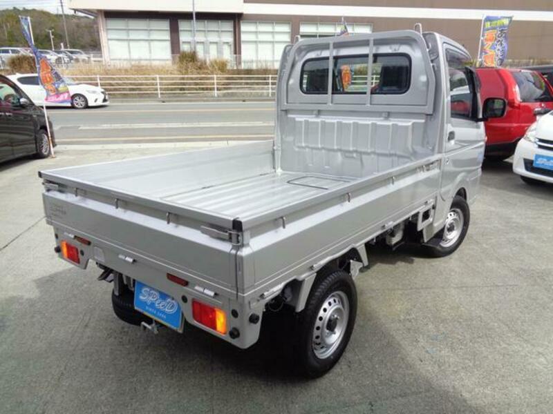 CLIPPER TRUCK