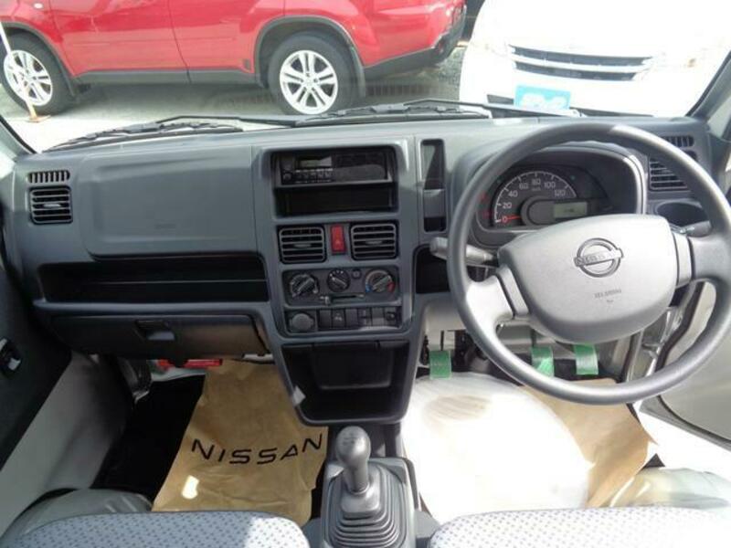 CLIPPER TRUCK