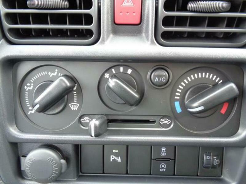 CLIPPER TRUCK