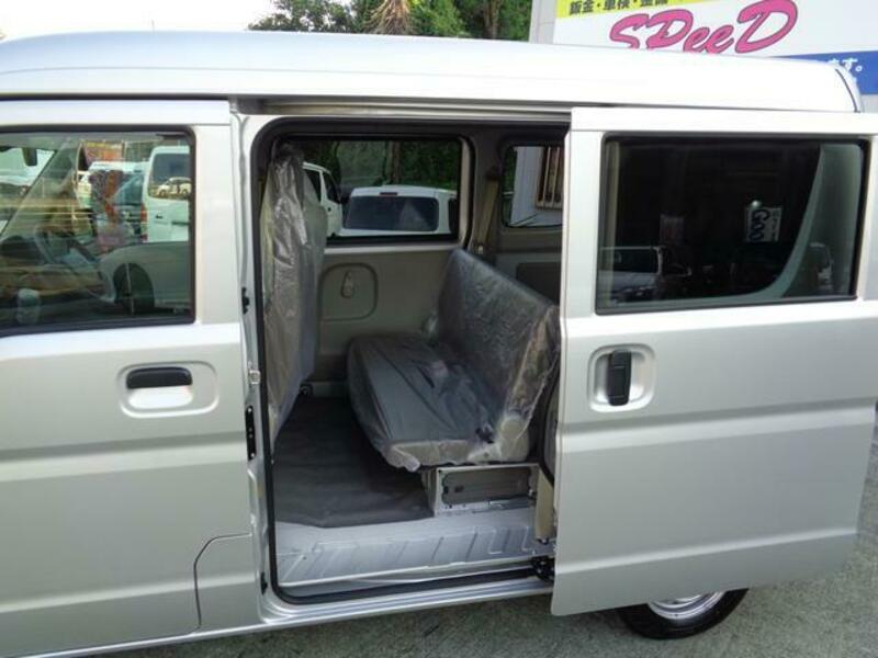 CLIPPER VAN