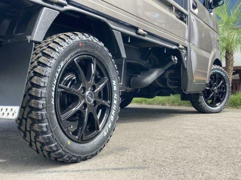CARRY TRUCK