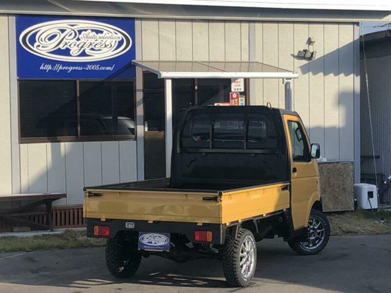 CARRY TRUCK