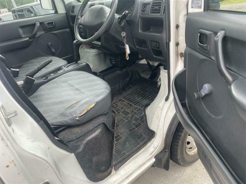CARRY TRUCK