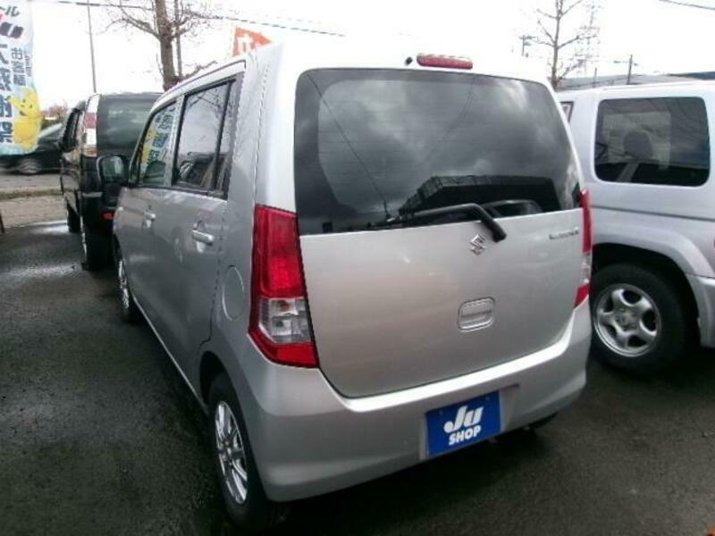 WAGON R