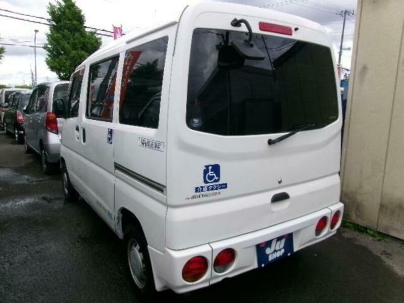 MINICAB VAN