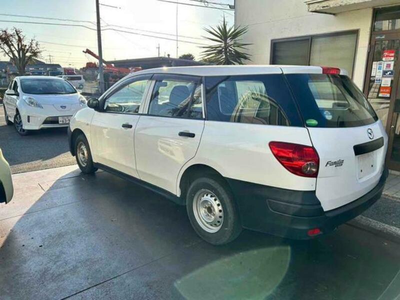 FAMILIA VAN
