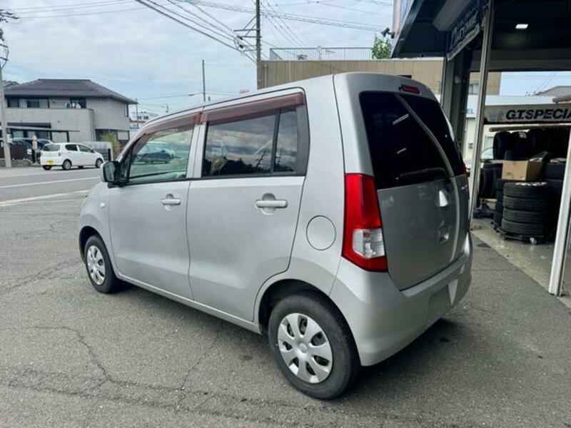 WAGON R