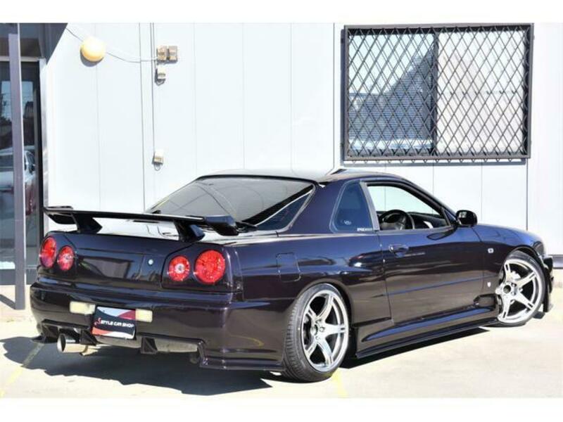 SKYLINE