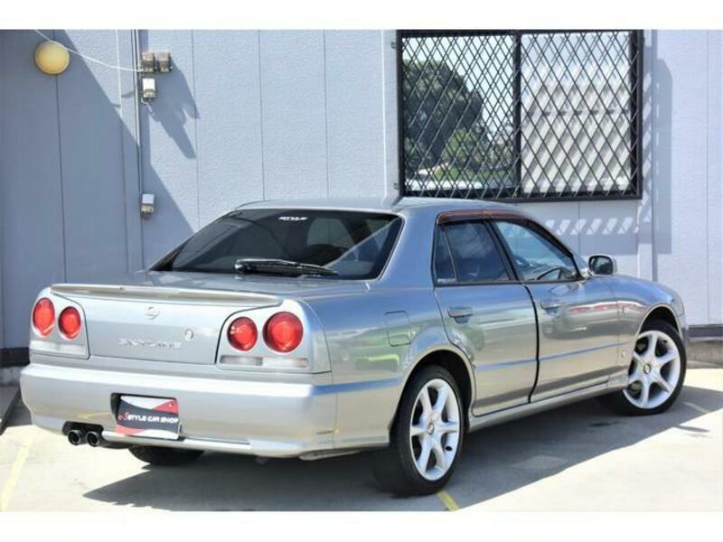 SKYLINE