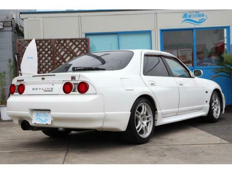 SKYLINE