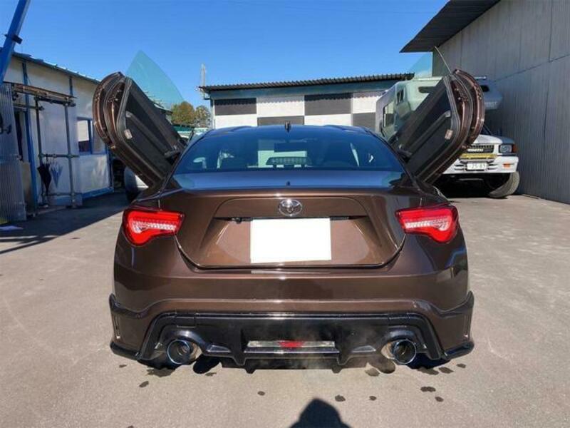 86
