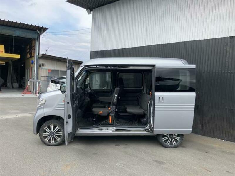 N-VAN