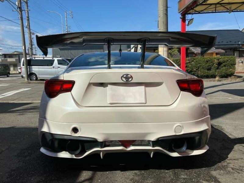 86