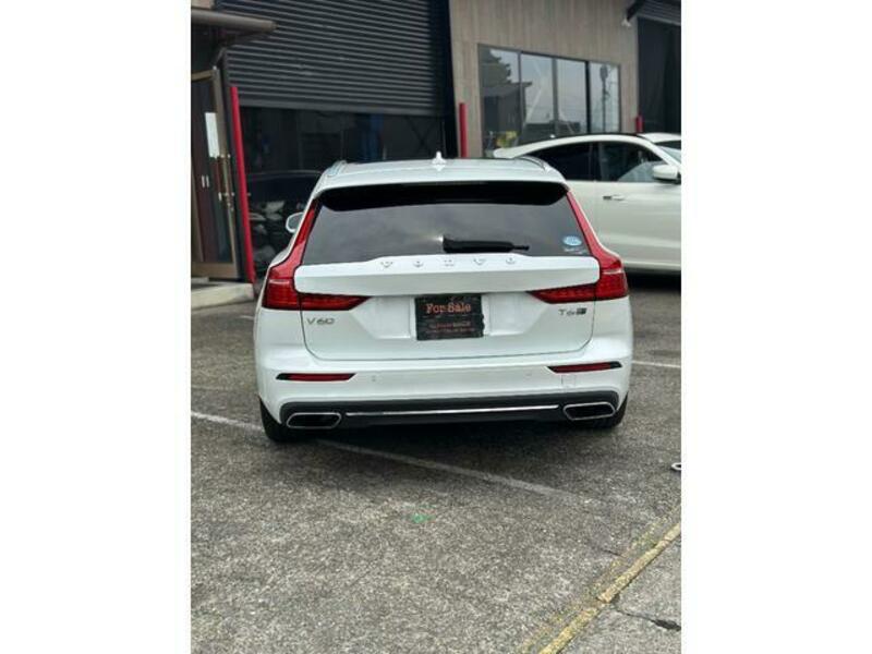 V60
