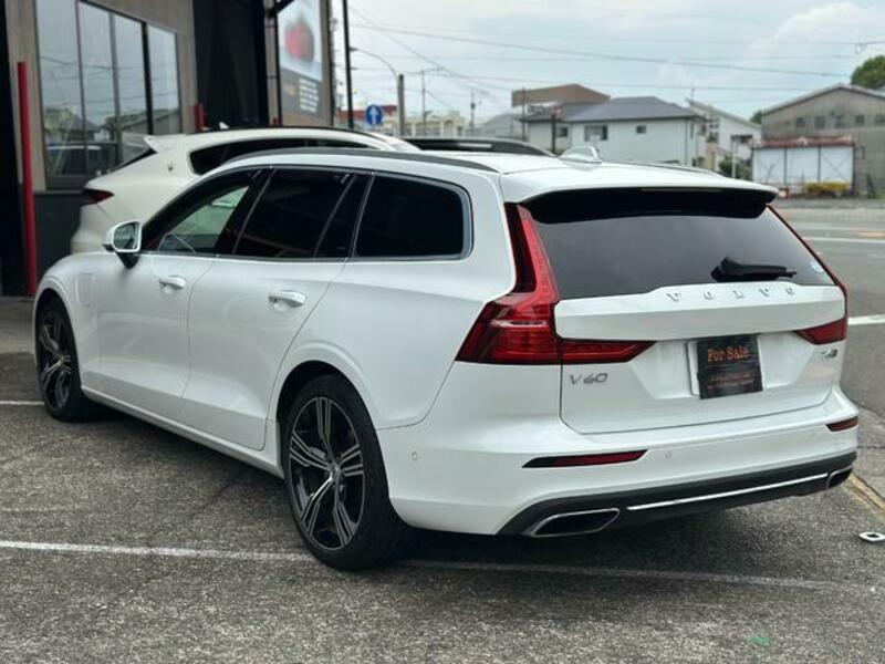 V60