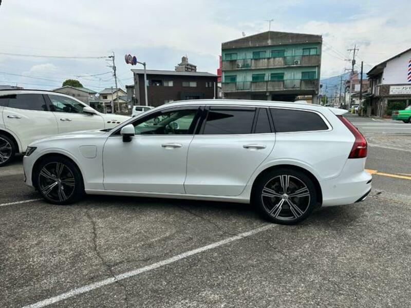 V60