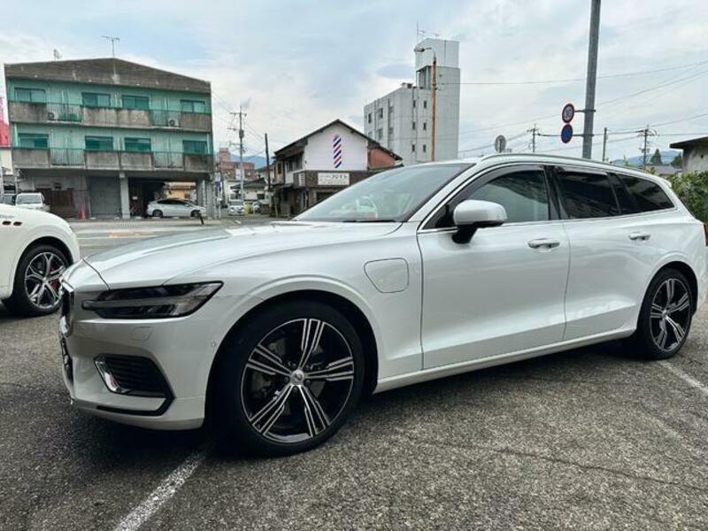 V60