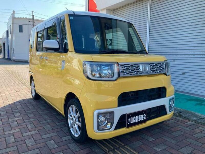 DAIHATSU WAKE
