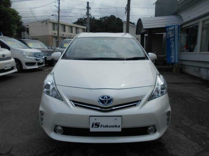PRIUS ALPHA