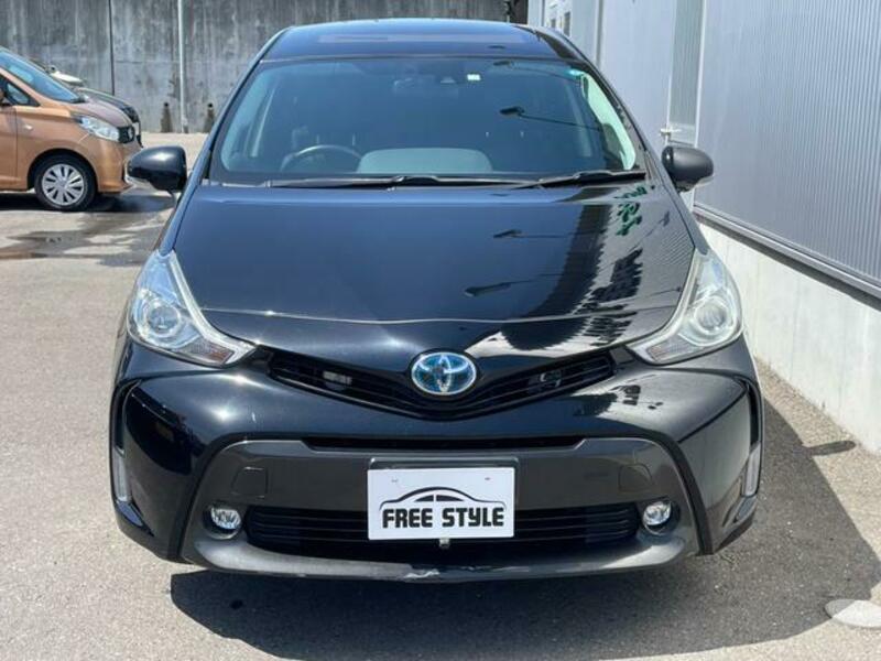 PRIUS ALPHA