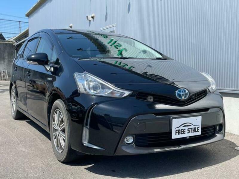 PRIUS ALPHA