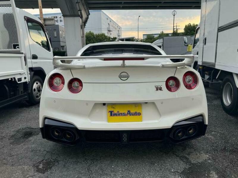 GT-R