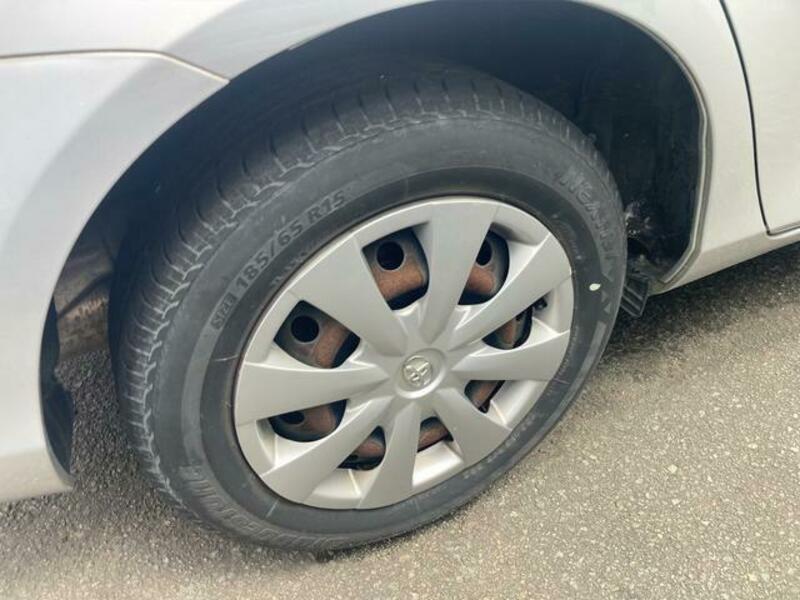 COROLLA AXIO