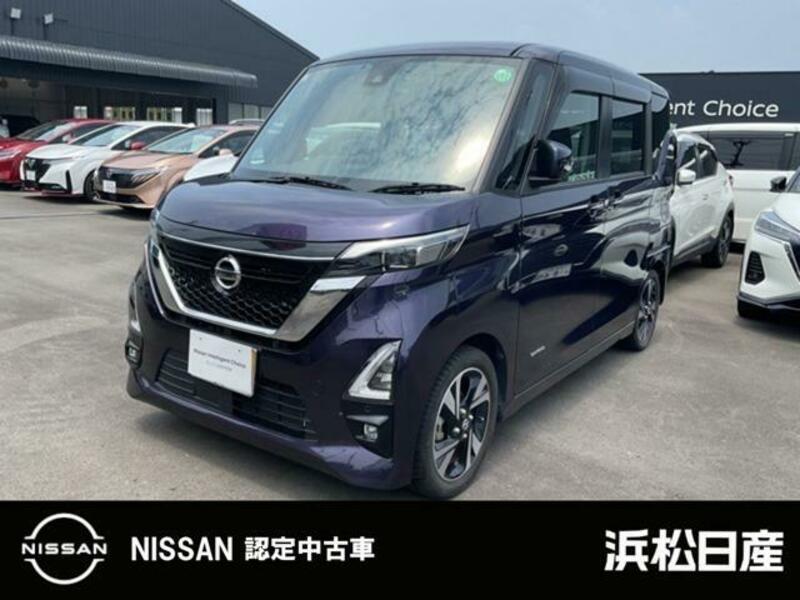 NISSAN ROOX