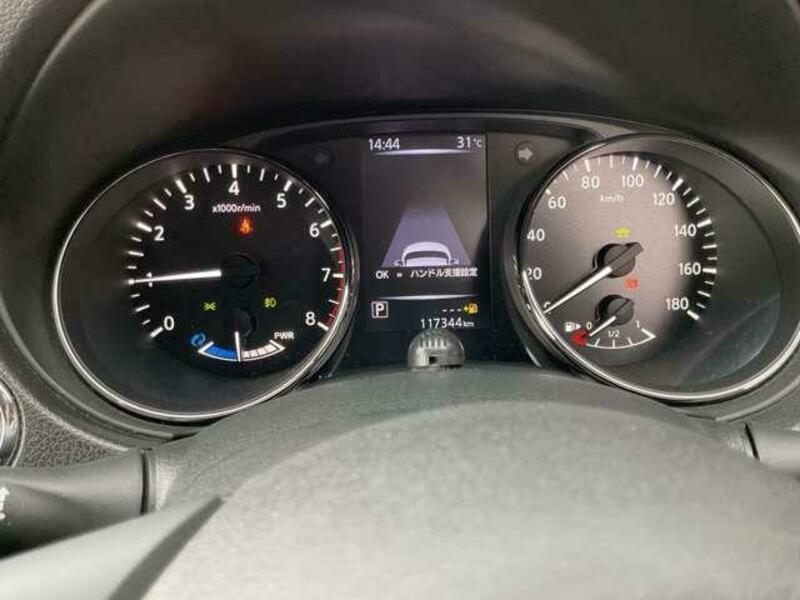 X-TRAIL