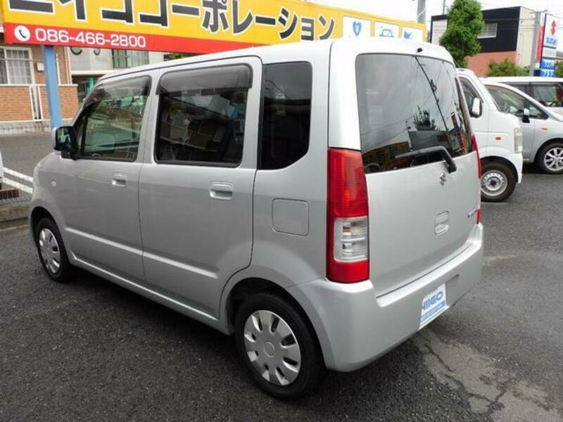 WAGON R