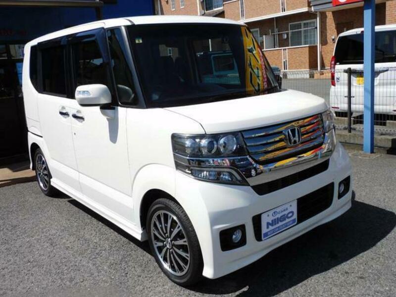 N BOX CUSTOM