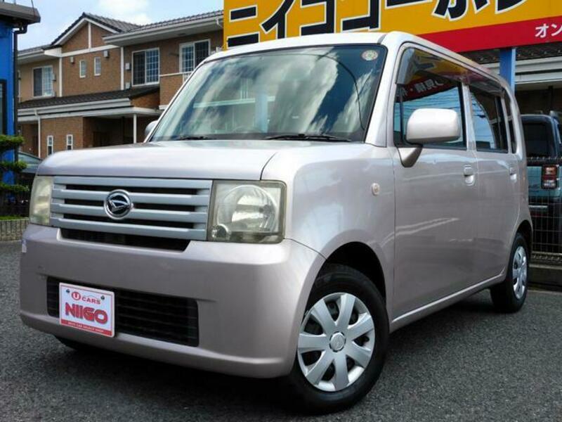 DAIHATSU MOVE CONTE