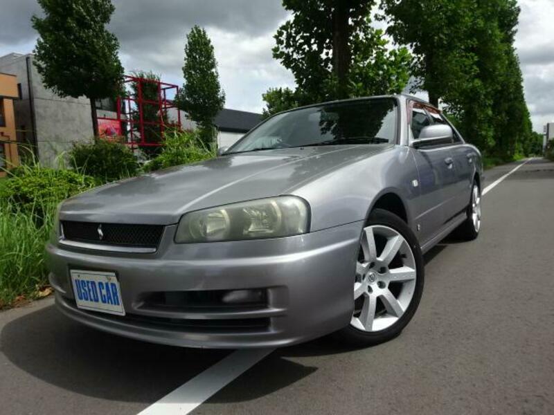 NISSAN SKYLINE