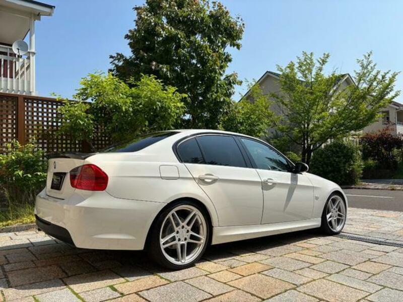 3 SERIES
