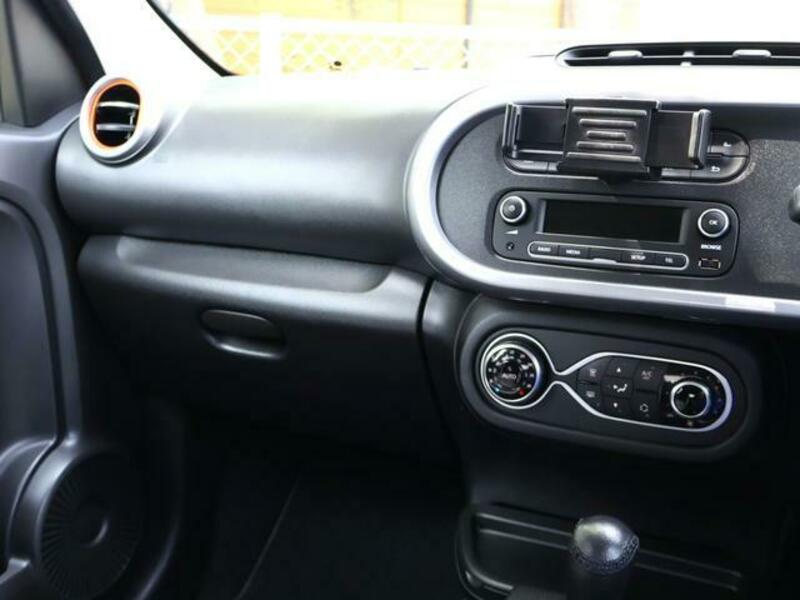 TWINGO
